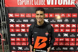 Melhor em campo, Renê agradece comparação com astro do futebol europeu - Imagem