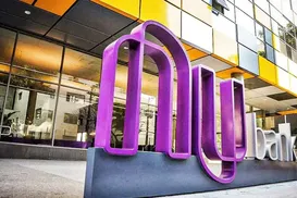 Nubank entra em disputa para comprar banco famoso do Brasil - Imagem