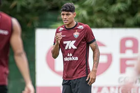 "Obrigação ganhar fora", afirma volante após derrota do Vitória - Imagem