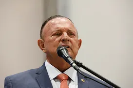 Prazo da Alba expira e Adolfo Menezes é candidato único ao TCM - Imagem