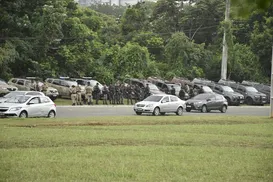 Protesto de motoristas por aplicativo mobiliza PM e complica o CAB - Imagem
