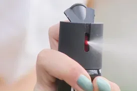 Spray de pimenta para mulheres: entenda como vai funcionar - Imagem