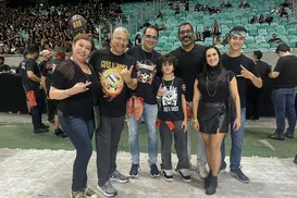 Sweet Childs': pais e filhos dividem a emoção de ver o Guns N' Roses em Salvador - Imagem
