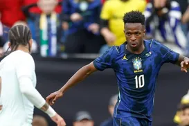 Torcida do Brasil corneta Ancelotti nos EUA e clama por Neymar após derrota - Imagem