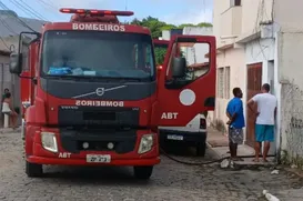 Tragédia na Bahia: incêndio em residência mata três crianças - Imagem