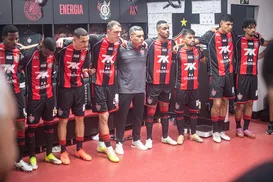 UFMG: Vitória tem mais chances de Libertadores que de rebaixamento - Imagem