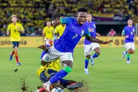 Vini Jr. surge mancando e acende alerta na Seleção Brasileira - Imagem