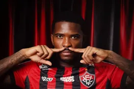 Vitória anuncia contratação de zagueiro emprestado pelo Corinthians - Imagem