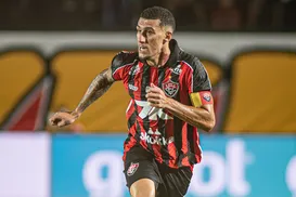 Vitória de Jair Ventura ainda não venceu jogos sem Baralhas - Imagem