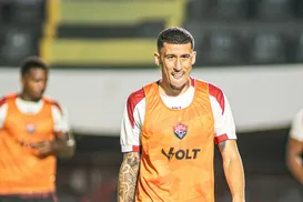 Vitória de Jair Ventura nunca venceu sem Baralhas, desfalque contra o Flamengo - Imagem