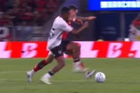 Vitória fará representação contra arbitragem após polêmica no Maracanã - Imagem