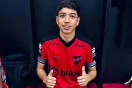 Vitória fecha parceria e contrata joia de 17 anos do Atlético-GO - Imagem