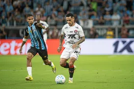 Vitória joga mal e perde para o Grêmio em Porto Alegre - Imagem