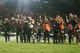 Vitória atinge melhor início de Brasileirão desde 2013; veja os números - Imagem