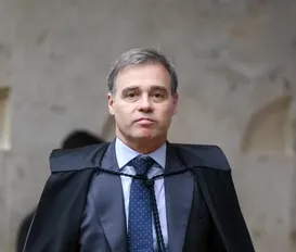 Decisão de Mendonça trava acesso da PF a dados do Banco Master - Imagem