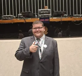 Bahia pode eleger 1º deputado autista para a Câmara dos Deputados - Imagem