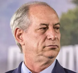 Ciro Gomes desiste da presidência e foca na disputa ao Ceará em 2026 - Imagem