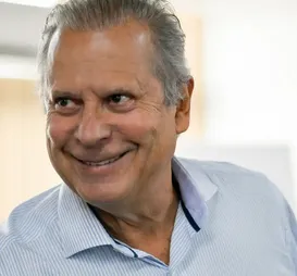 Condenado no Mensalão, José Dirceu anuncia que será candidato em 2026 - Imagem