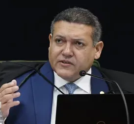 Ministro ligado a Bolsonaro é eleito presidente do TSE para eleições 2026 - Imagem