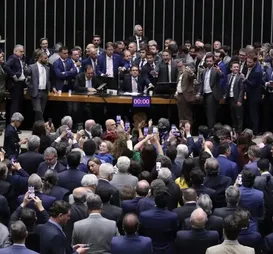 Por que a reeleição para deputado pode ficar mais difícil na Bahia - Imagem