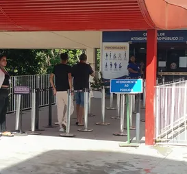 Salário pode ser bloqueado pela Justiça Eleitoral: saiba como acertar as contas sem pegar filas - Imagem