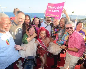 Carnaval 2026: 1 em cada 10 foliões em Salvador era LGBTQIA+ - Imagem