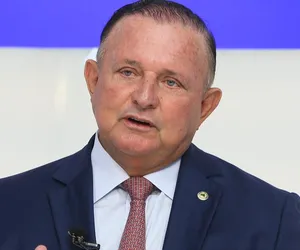 Adolfo Menezes comenta apoio à sua candidatura ao TCM: "Uma honra" imagem