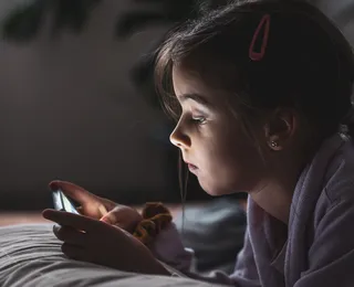 Especialistas sugerem atitudes para proteger crianças e adolescentes dos riscos digitais
