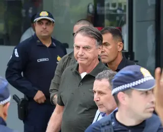 Bolsonaro deve começar a cumprir prisão domiciliar nesta sexta