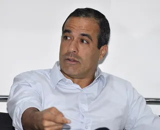 Bruno Reis sanciona lei que proíbe material sobre gênero em escolas