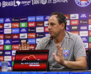 Ceni sobe o tom contra arbitragem e VAR após derrota contra Palmeiras