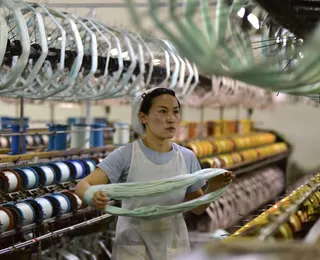 China desafia crise da guerra e registra crescimento acima do previsto