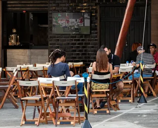 Clientes podem ganhar direito a água gratuita em restaurantes e bares