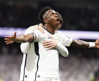Com dois gols de Vini Jr, Real Madrid vence e adia título do Barcelona