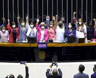Cotas ou Fachadas? Entenda porque a representatividade feminina ainda patina na política