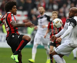 Dante se prepara para treinar o Bayern de Munique após aposentadoria