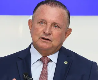 Adolfo Menezes comenta apoio à sua candidatura ao TCM: "Uma honra"