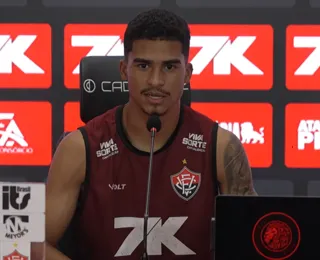 Em boa fase, Renê valoriza coletivo: "Me sacrifico muito pelo time"