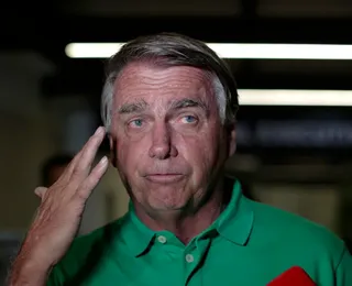 Jair Bolsonaro apresenta melhora renal, mas segue na UTI