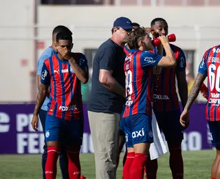 Joia do Bahia aparece com cigarro eletrônico dias após convocação para a Seleção