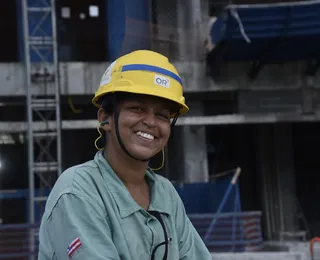 Entre tubos e coragem: a história da mulher que desafia o machismo nas obras