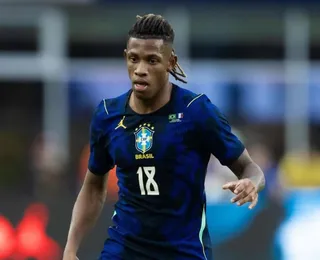 Ex-Bahia brilha na Seleção e marca após pintura de Vini Jr; assista
