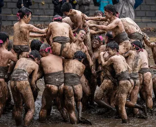 Festival da Lama no Japão: veja fotos do Warabi Hadaka Matsuri