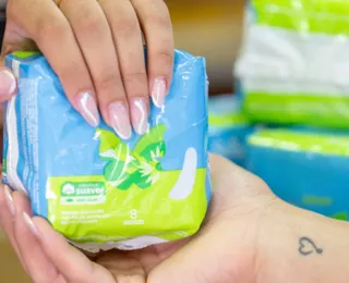 Fraldas geriátricas e absorventes gratuitos: veja se você tem direito