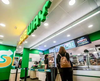 Hambúrguer na dieta? Fast food lança sanduíche com 46g de proteína e 500 calorias