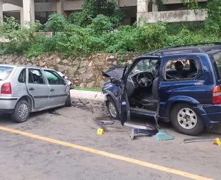 Idosa morre após grave acidente de carro no bairro de Vila Laura