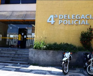 Influenciador famoso é preso por suspeita de forjar furto para viralizar