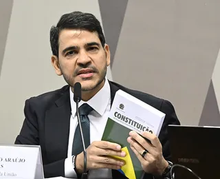 Jorge Messias se reúne com Lula no Alvorada após derrota inédita