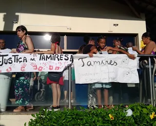 Justiça por Thamires: multidão, protesto e cortejo marcam sepultamento em Salvador