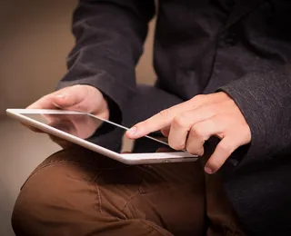 Pena para latrocínio e roubo de celular aumenta após sanção de nova lei